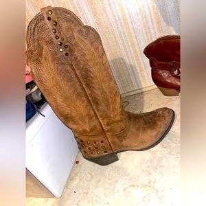 Ariat brown studded boots 9 women